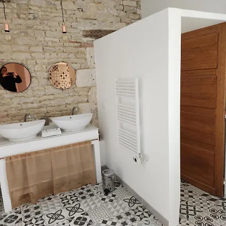 Apartment Maison Laurenza/ La Liversoise Saint-Jean-de-Liversay