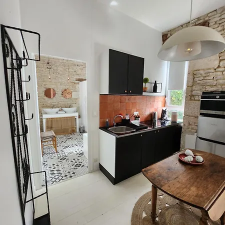 Maison Laurenza/ La Liversoise *